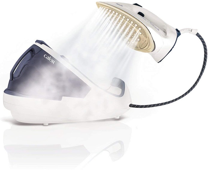 Tefal GV8461 Pro Express steam generator throwing steam-min