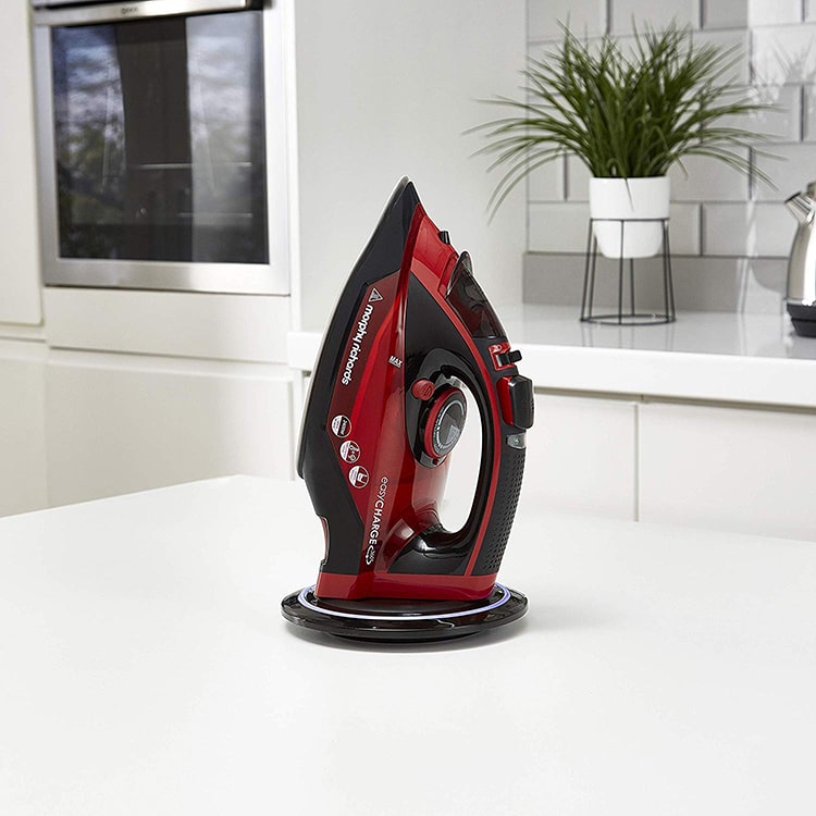 Morphy Richards 303250 on kitchen platform-min